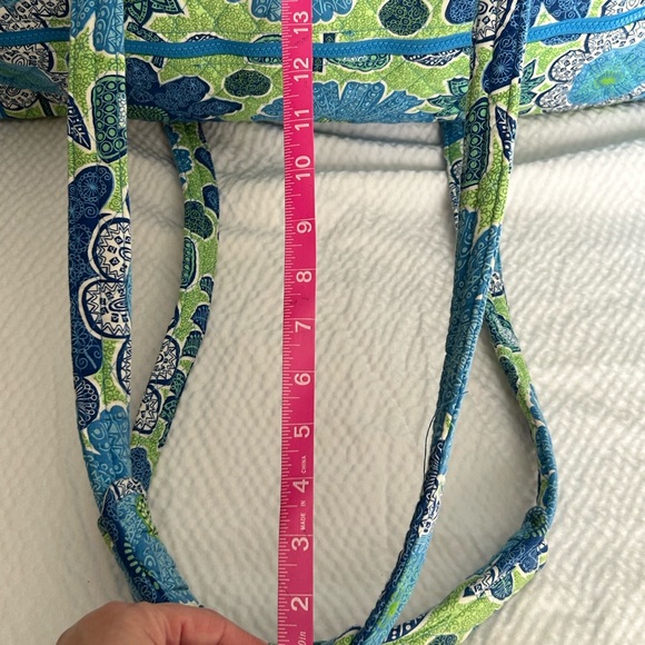 Vera Bradley extra large duffle bag blue green floral - Picture 10 of 16